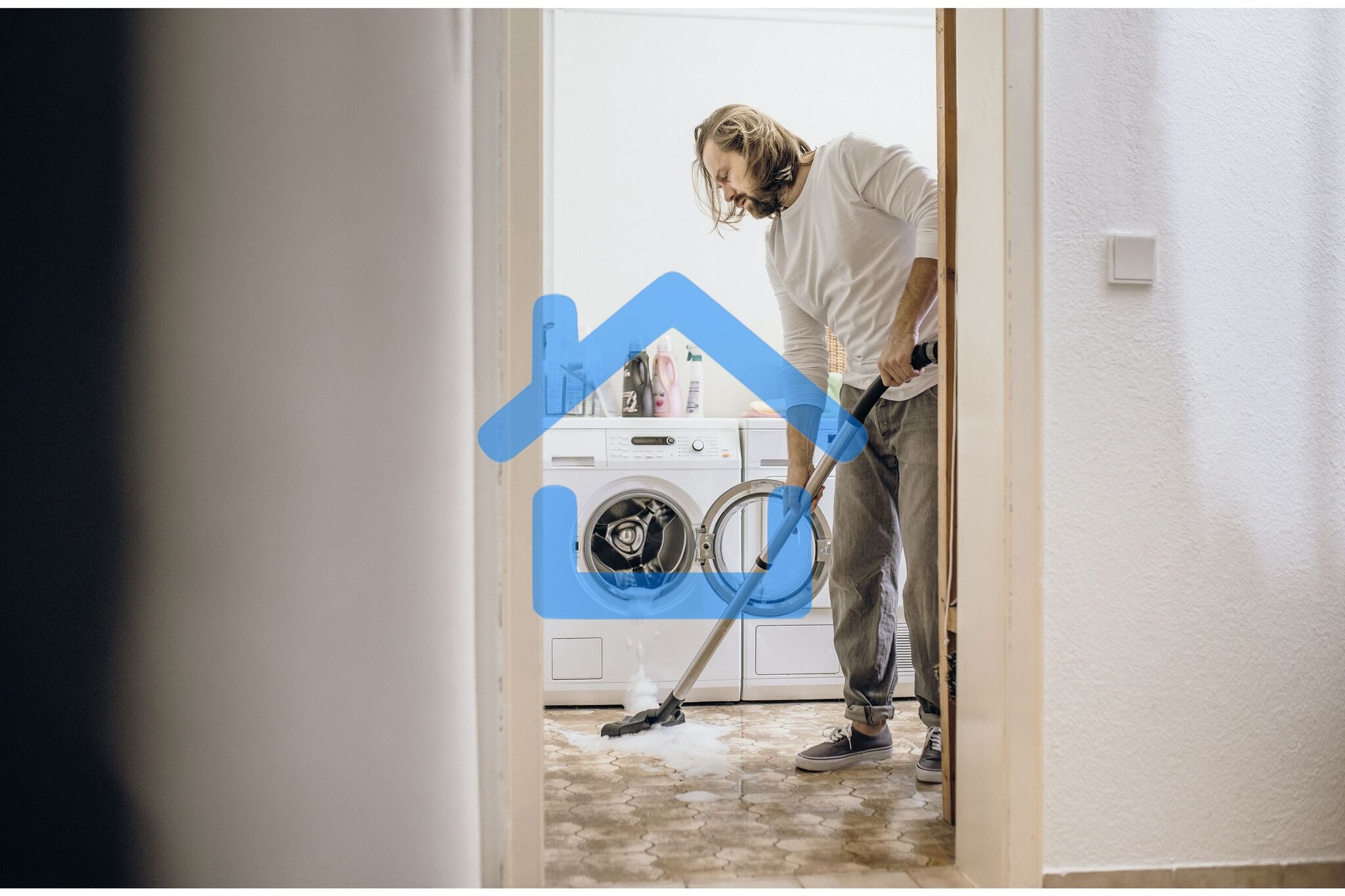 Строительный пылесос Karcher WD 6 P S V-30/6/22/T + DDC (YSY) желтый, 1300 Вт, уборка сухая/сбор воды, пылесборник мешок/контейнер, 30 л