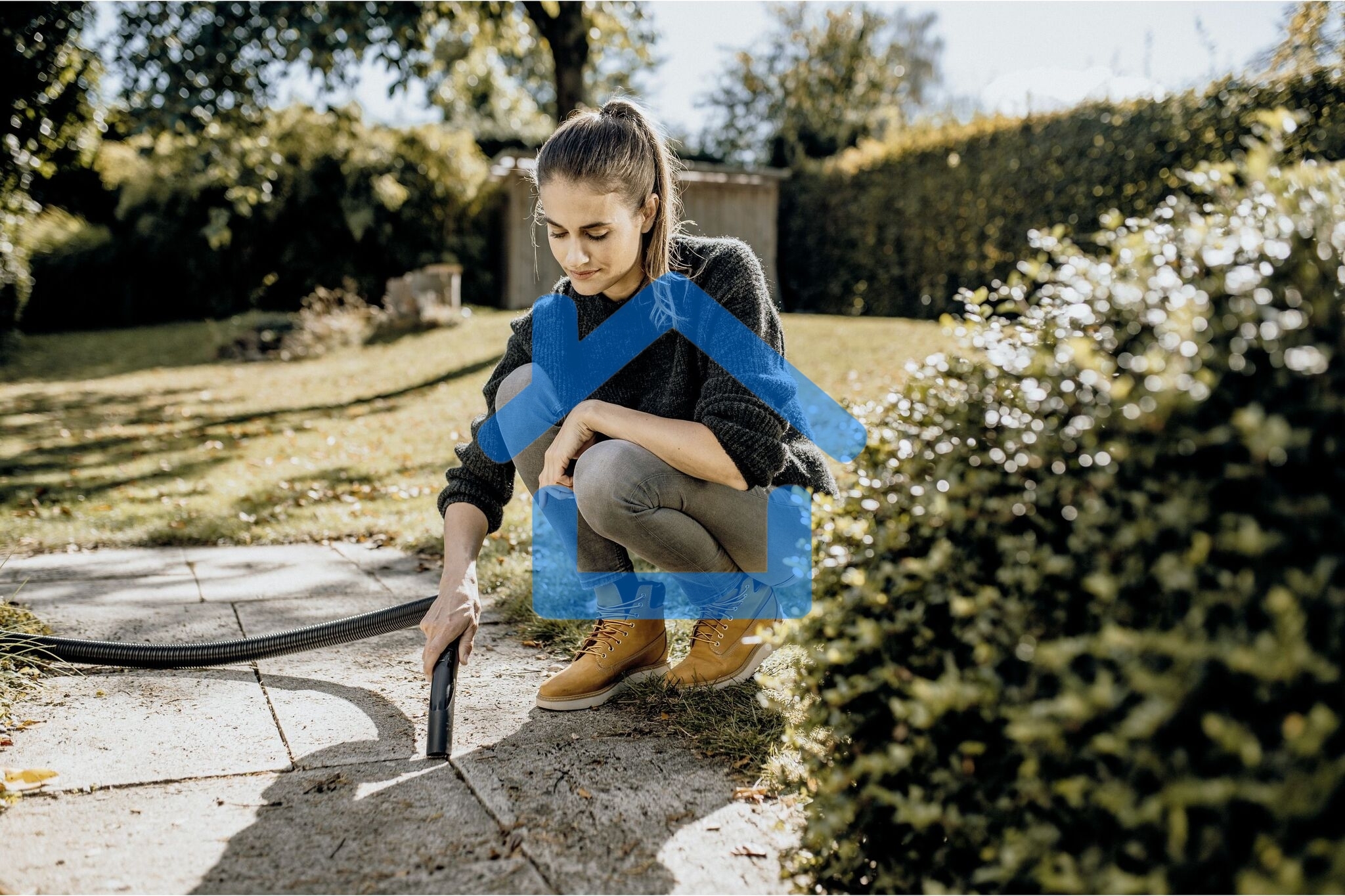 Строительный пылесос Karcher WD 6 P S V-30/6/22/T + DDC (YSY) желтый, 1300 Вт, уборка сухая/сбор воды, пылесборник мешок/контейнер, 30 л