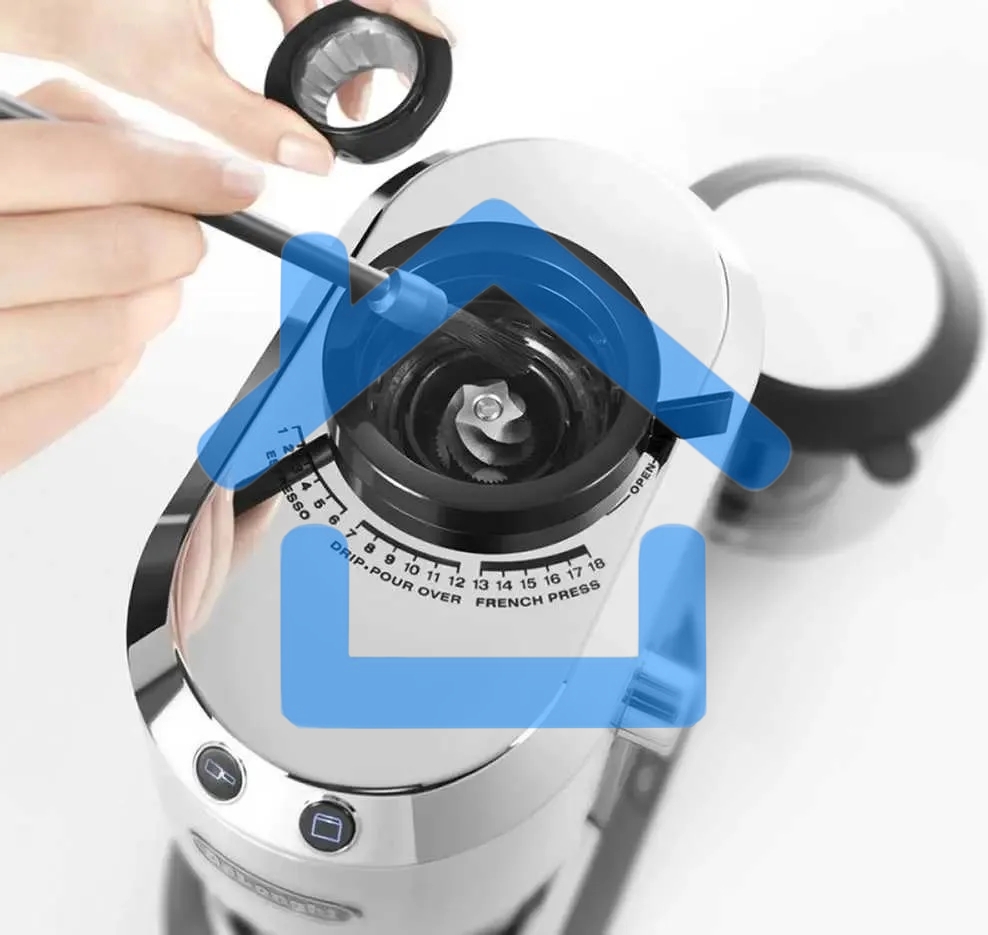 Кофемолка DeLonghi KG520.M