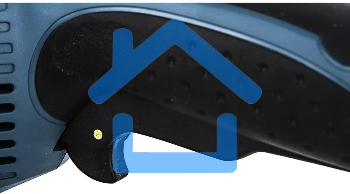 Углошлифовальная машина Makita GA9050 синий 2000Вт 6600об/мин рез.шпин.:M14 d=230мм