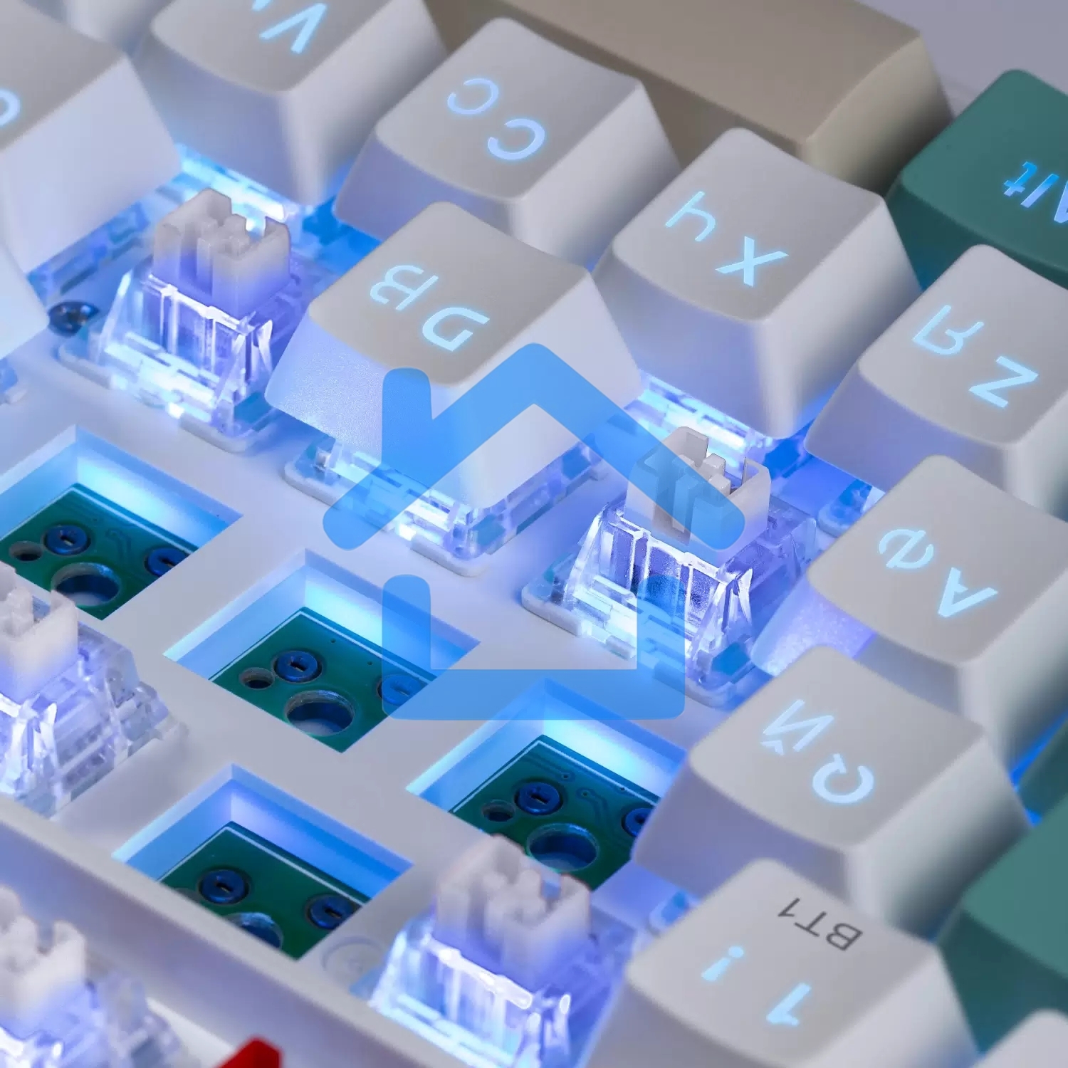 Клавиатура беспроводная Defender REDRAGON VEIGAR USB, Bluetooth/Радиоканал, бело-голубая