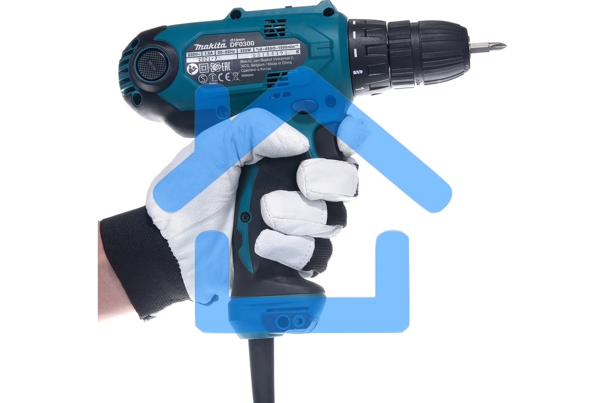 Дрель Makita DF0300 320Вт,БЗП-10мм,0-450\0-1500об\м,1.2кг,кор