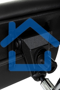 Кресло руководителя Бюрократ _Aura/Black черный, кожа, крестовина полированный алюминий