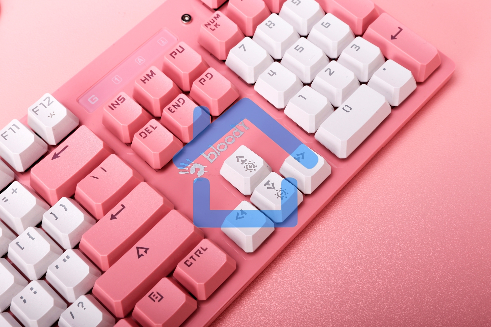 Клавиатура A4Tech Bloody B800 Dual Color проводная USB розовый/белый