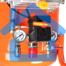 Компрессор PATRIOT EURO 50-260К 525306316 Мощность: 1.8 кВт; Напряжение: 230В~50Гц; Обороты двигателя: 2850 об/мин; Производительность: 260 л/мин; Объем ресивера: 50 л; Давление: 8 бар; Вес: 28,5