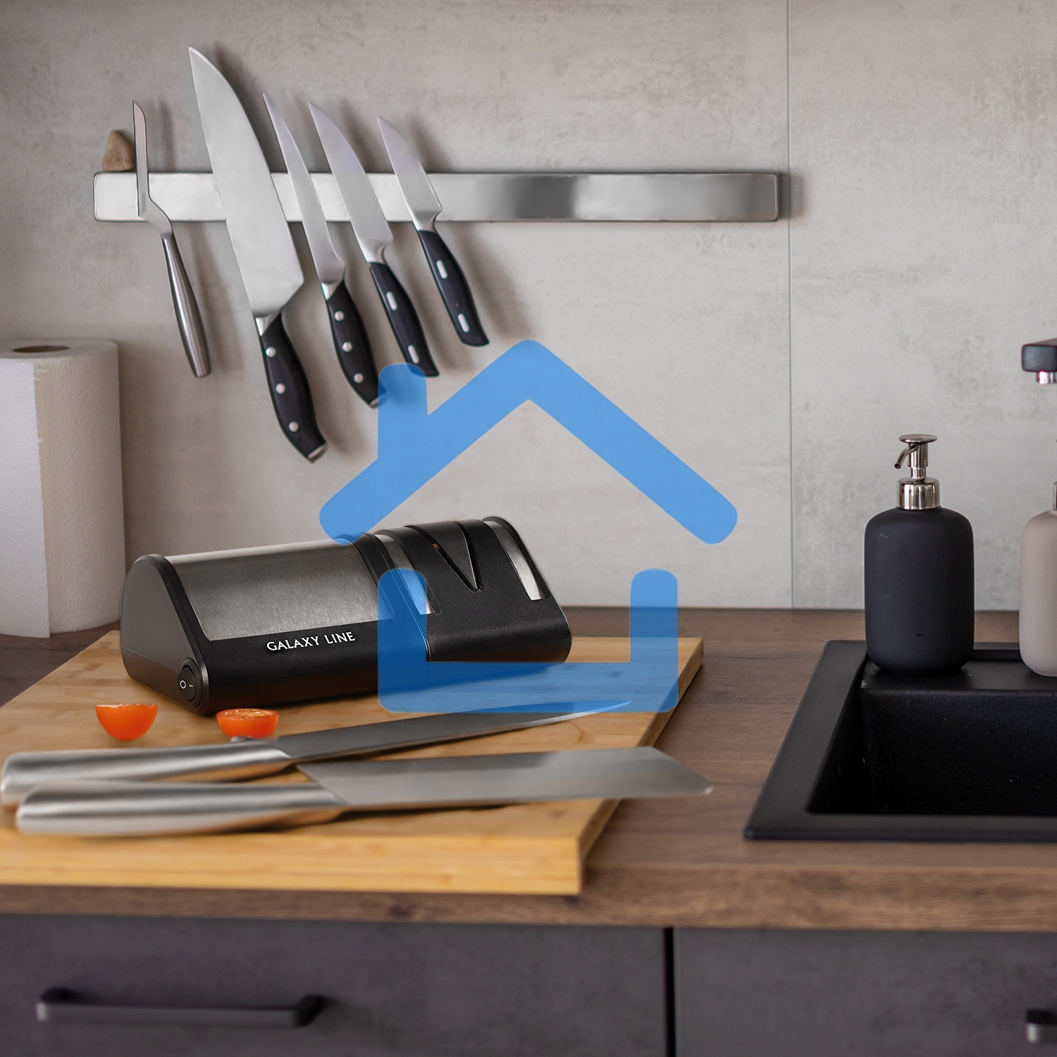 Электрическая точилка для ножей LINE GL 2442, черный/серебро мощность18 Вт, идеальная заточка любых ножей: металлических, кухонных, керамических, спортивных, складных. Отличный результат в домашних условиях, время заточки 1 минута. Точильные элементы с ал