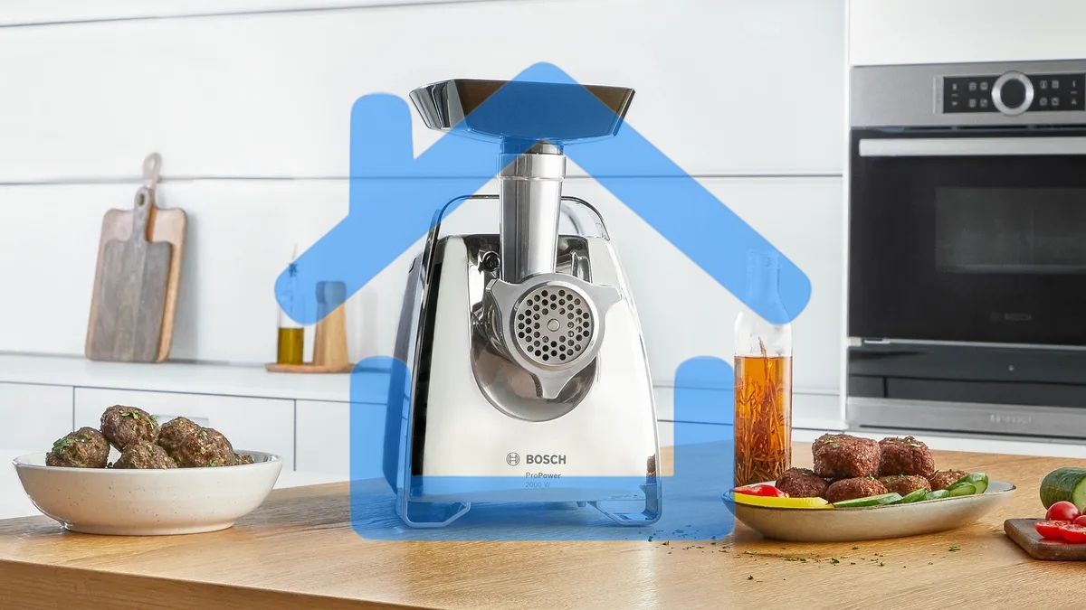 Мясорубка электрическая Bosch MFW67440 2000Вт черный/серебристый