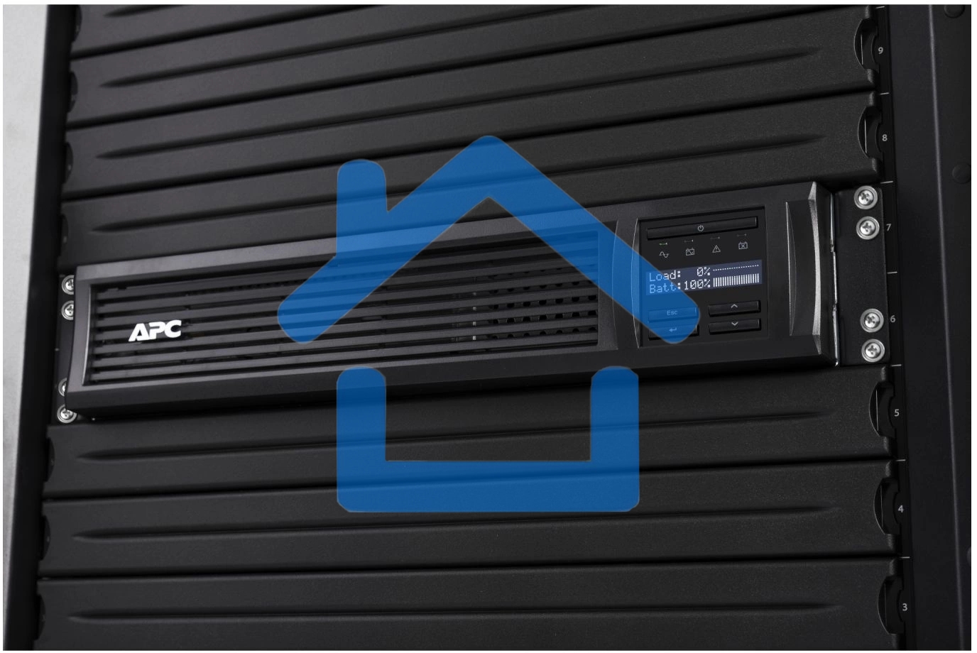 Источник бесперебойного питания APC Smart-UPS SMT750RMI2UC 500Вт 750ВА черный