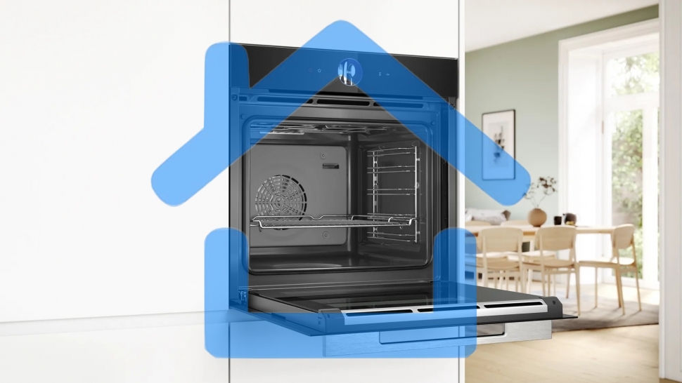 Духовой шкаф Bosch HSG7361B1 Home Connect!! Serie 8, черный, 21 режим + комбинированные режимы, функция приготовление на пару 100%, 4-слойное остекление, 3 цветных текстовых TFT-дисплея 2,5