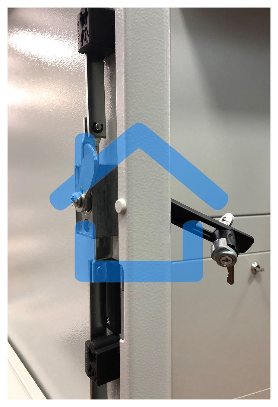 Шкаф ШТВ-Н уличный всепогодный настенный укомпл. 12U (Ш600хГ500), к.T1-IP54