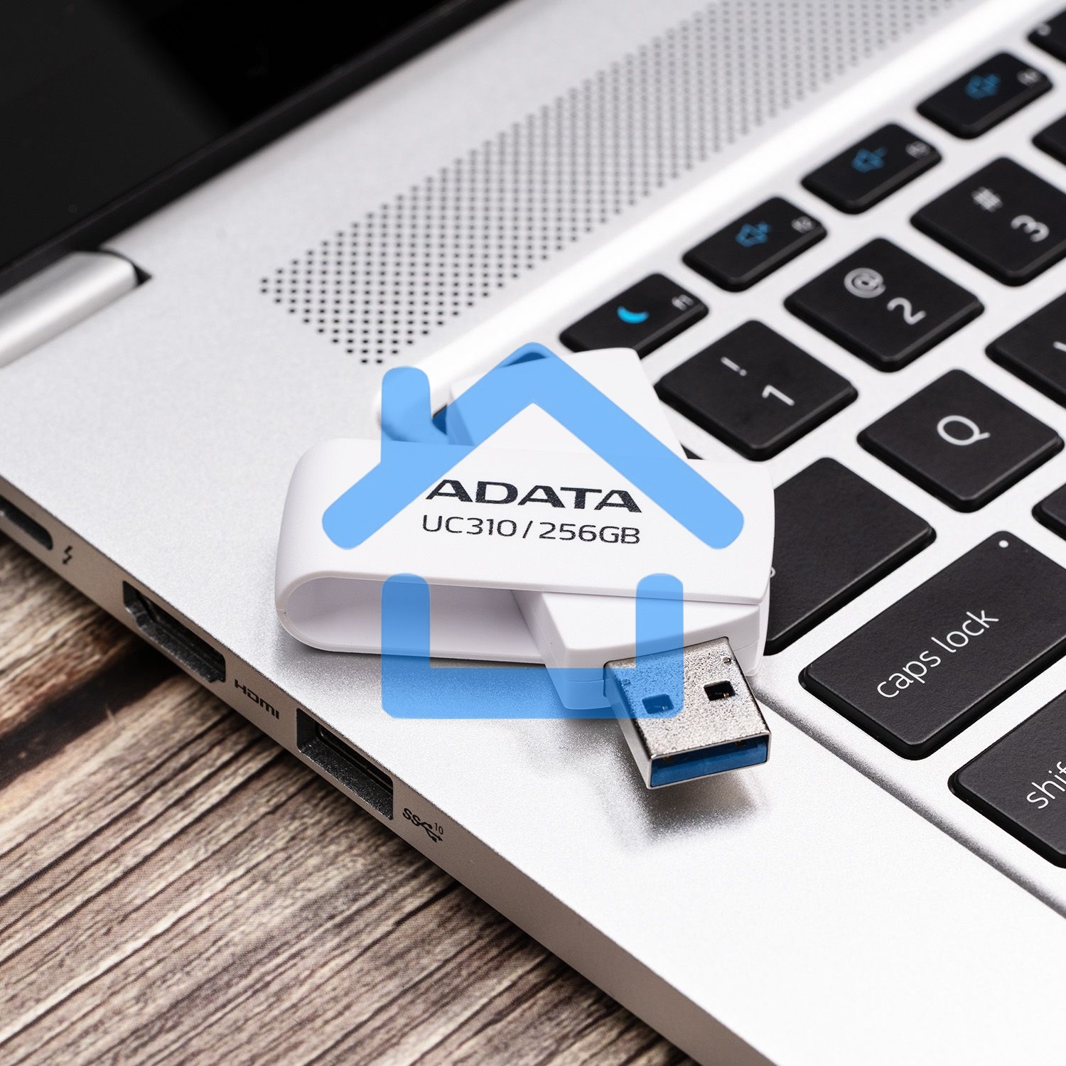 Флешка USB ADATA R/W 256Gb USB 3.2 Gen1 UC310-256G-RWH White