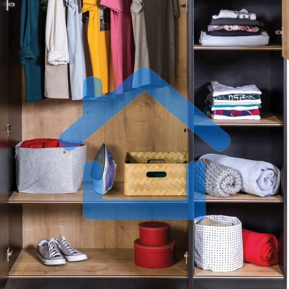 Утюг Kitfort KT-2603 1300Вт белый/фиолетовый