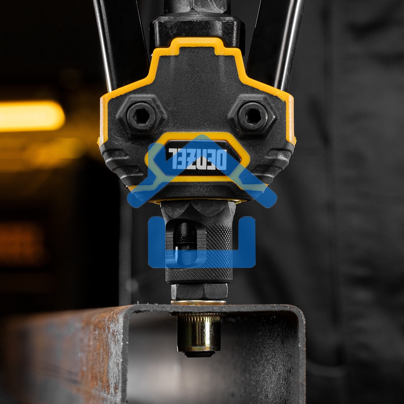 Заклепки резьбовые Denzel стальные, оцинкованные, М12, пластиковый кейс, 25 шт.