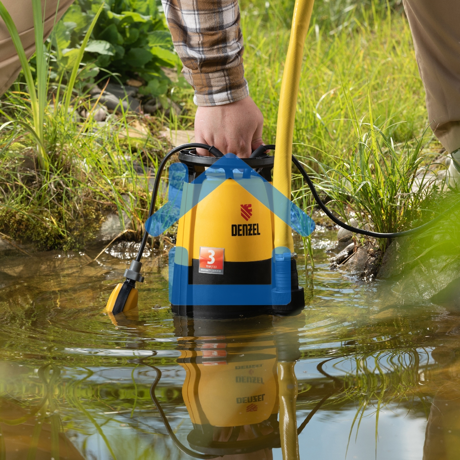 Дренажный насос для чистой и грязной воды DP-600S, 600 Вт, напор 7 м, 13000 л/ч Denzel