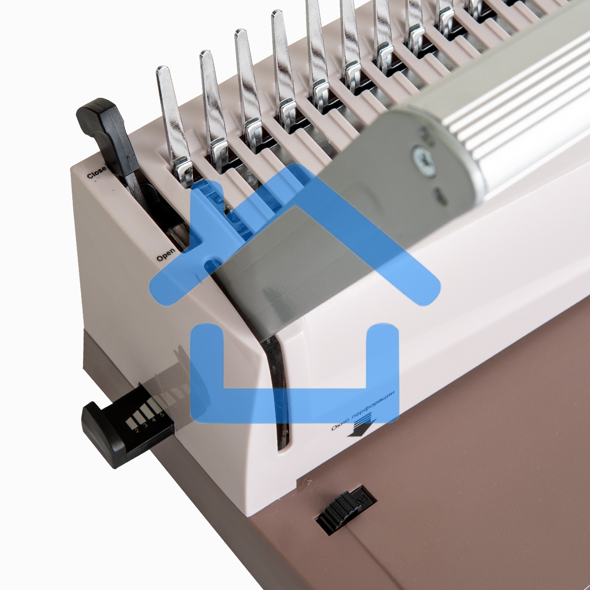 Переплетчик ГЕЛЕОС БП-16 коричневый на пластиковую пружину, А4, ручная перфорация 16 листов, переплет макс до 500 л., глубина перфорации 2-3-4-5 мм
