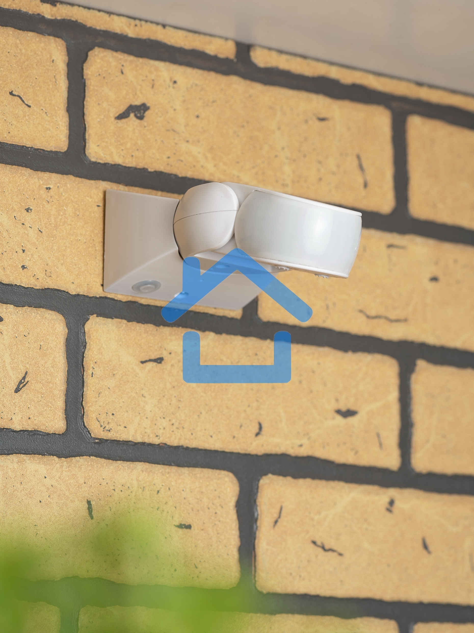 Датчик движения микроволновый MW-704 1200Вт 180гр. до 15м IP65 бел. PROxima EKF dd-mw-704