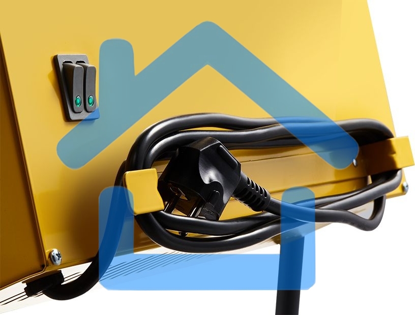 Обогреватель инфракрасный Ballu BIH-LM-3.0 желтый, кварцевый, 3000 Вт, 30 м2