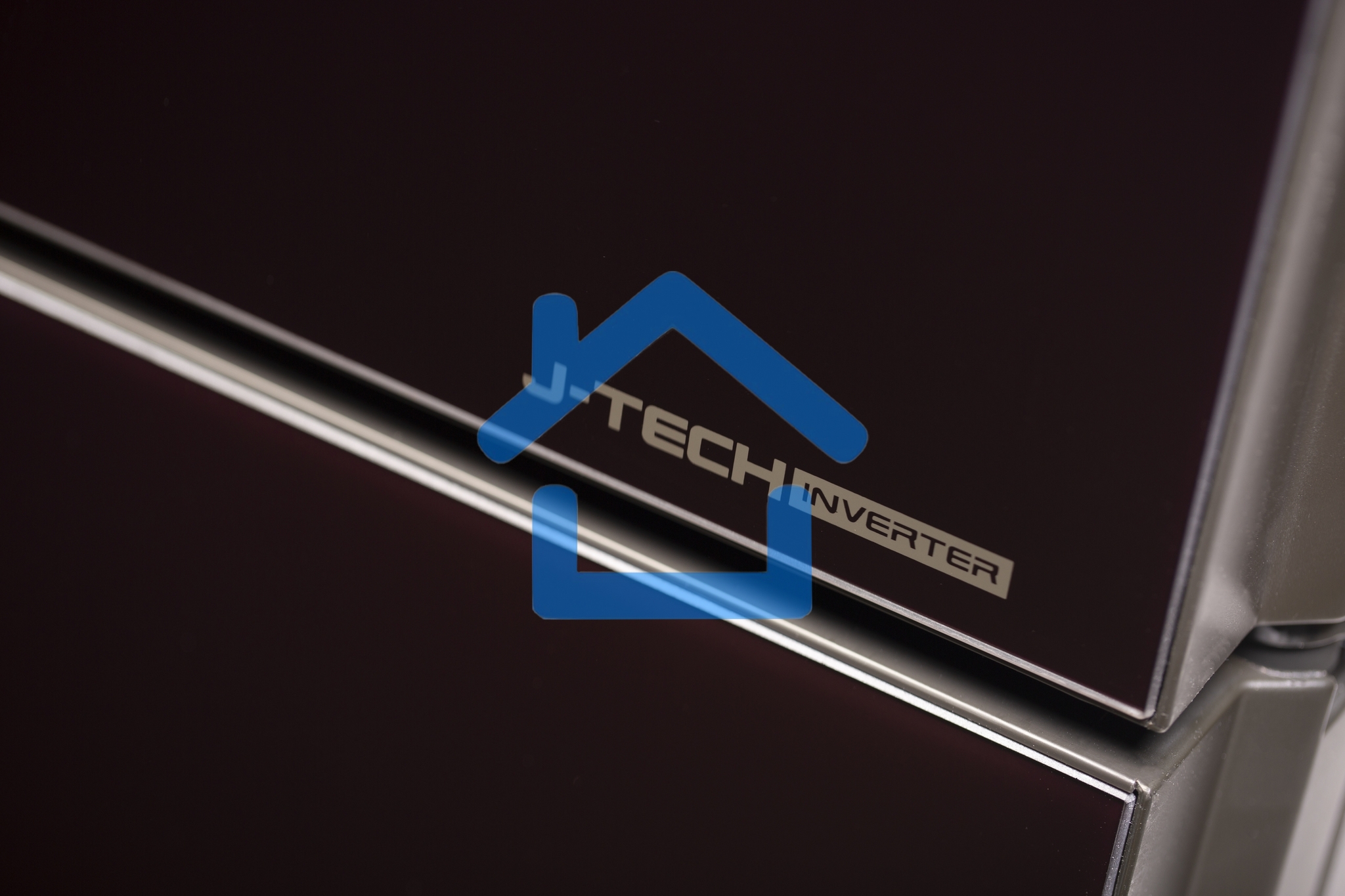 Холодильник Sharp SJ-GX98PRD темно-бордовый трехкамерный Side by Side 394/211 л морозилка снизу