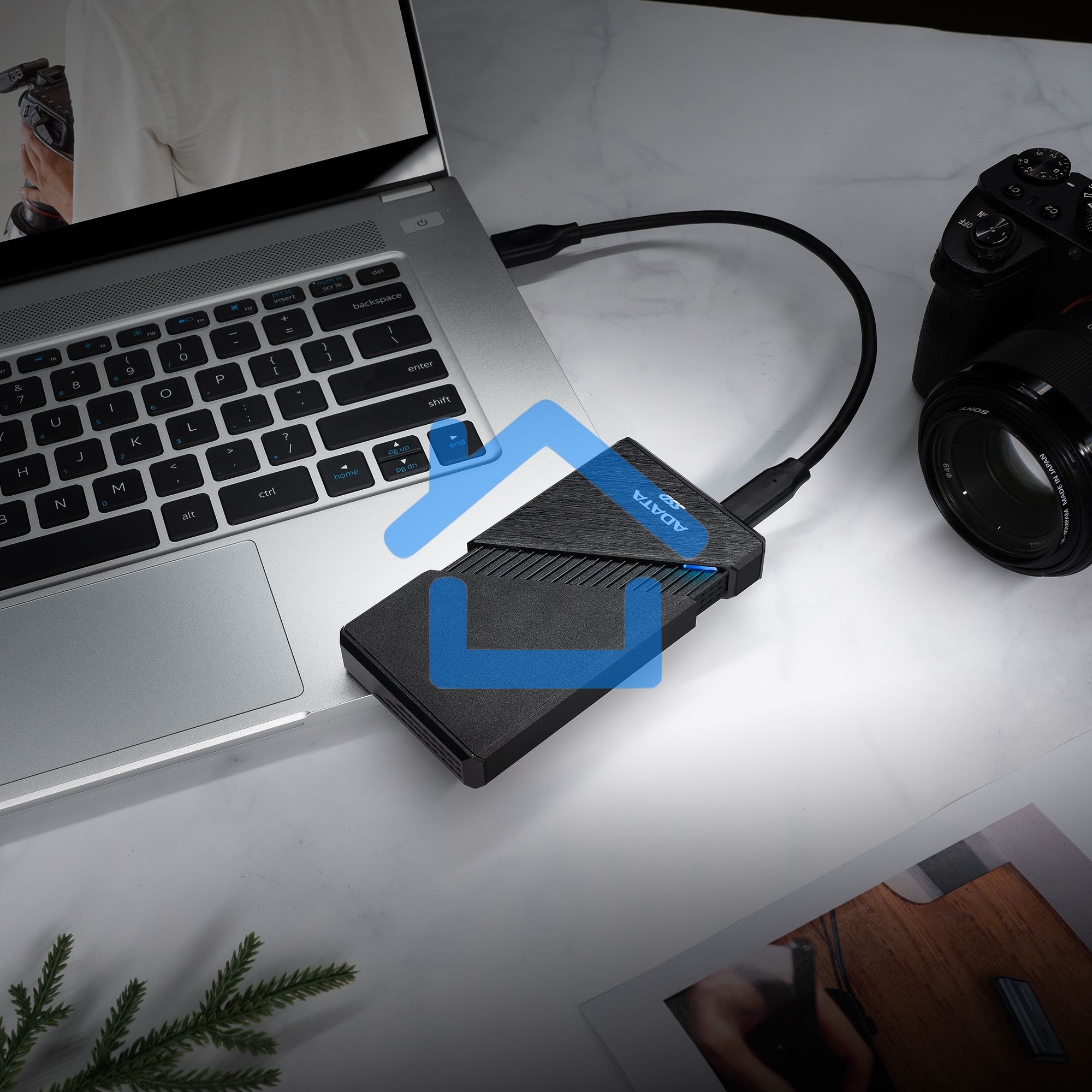 Накопитель SSD   ADATA USB-C 1Tb EXT. черный SE920-1TCBK