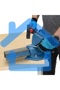 Тиски слесарные Россия,140 мм,поворотные 18667