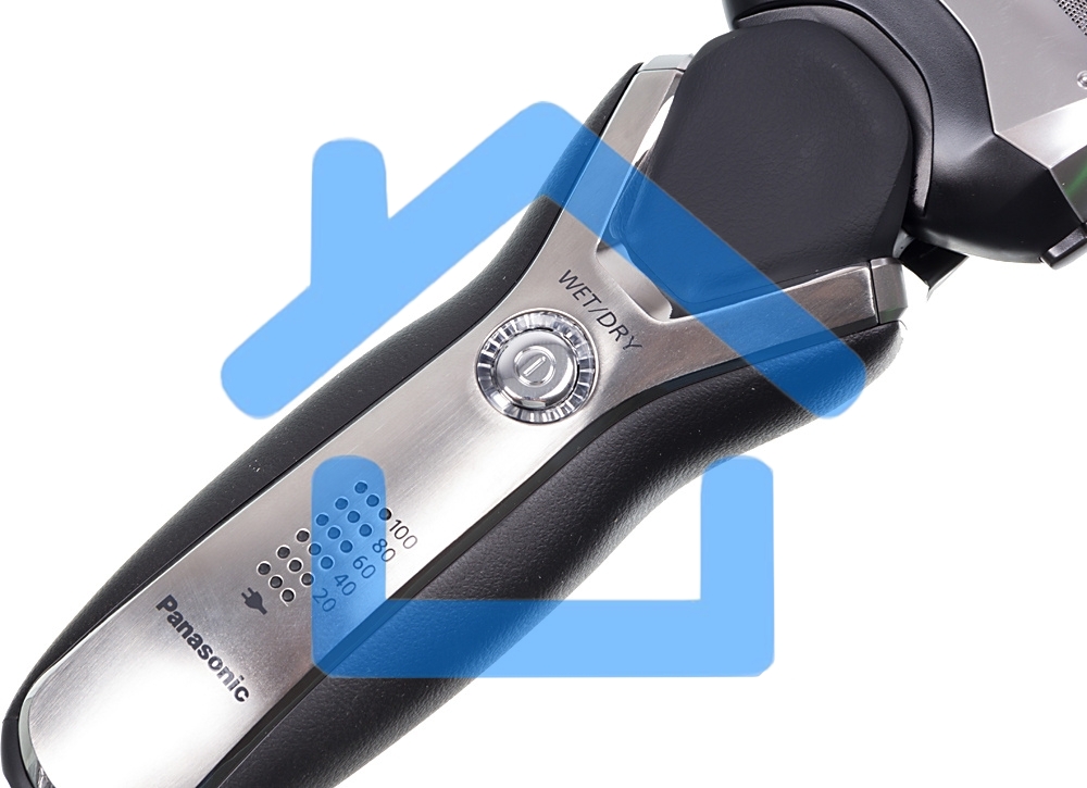 Электробритва сетчатая Panasonic ES-RT77-S520 реж.эл.:3 питан.:аккум. серебристый/черный